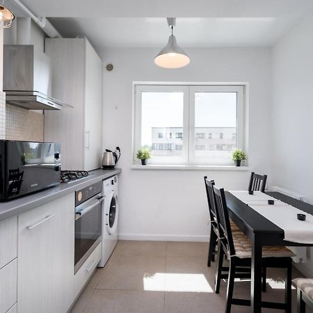 A Home Away - Politehnica Park Bucureşti Eksteriør bilde