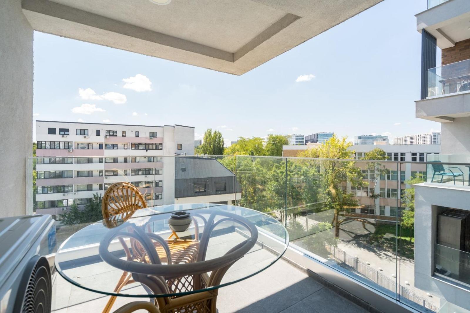 A Home Away - Politehnica Park Bucureşti Eksteriør bilde